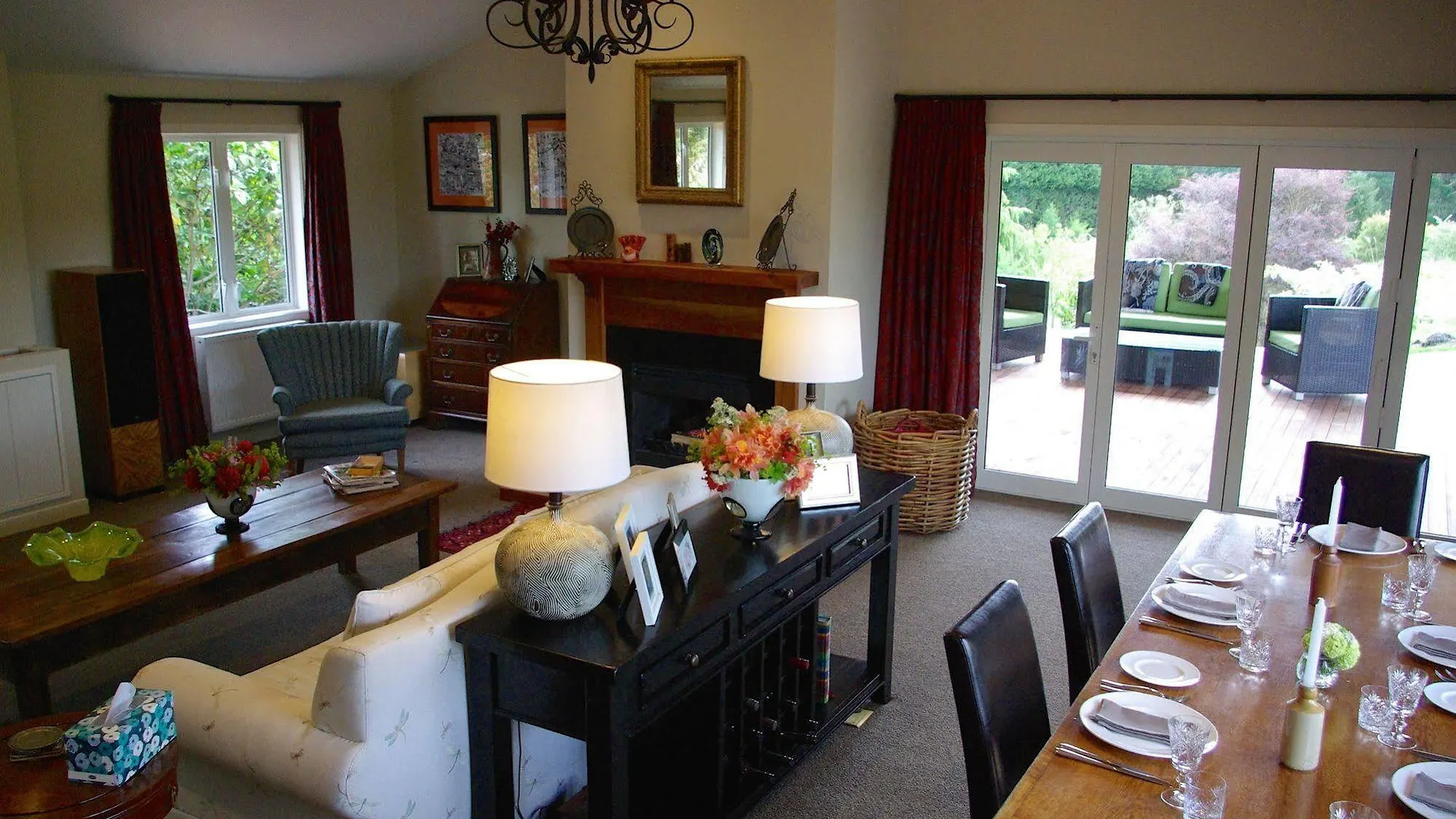 אגם טאופו Kauri Point Luxury Bed & Breakfast