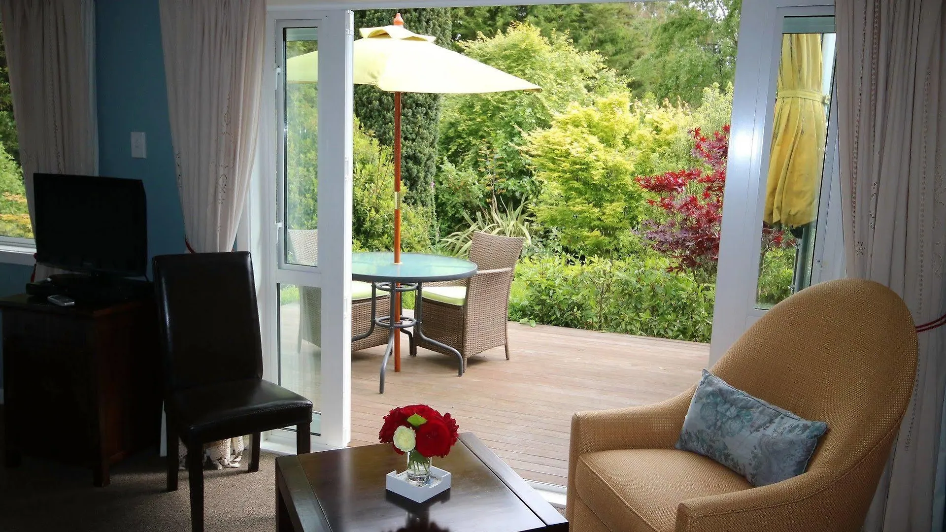 אגם טאופו Kauri Point Luxury Bed & Breakfast 5*, אגם טאופו ניו זילנד